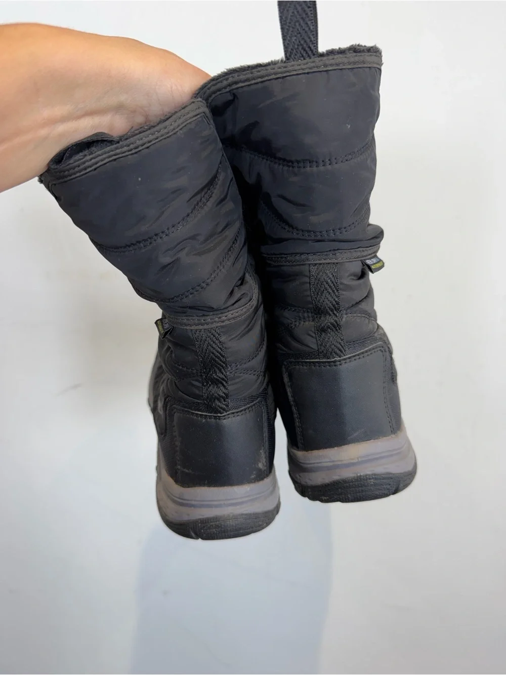Keen insulated women